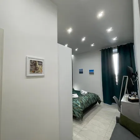 Nigalu House Naples
