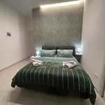 Nigalu House 住宿加早餐酒店 那不勒斯