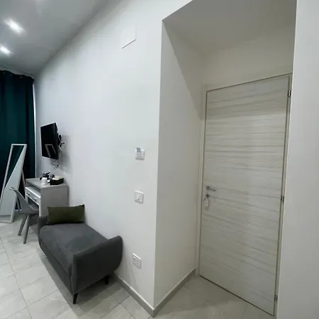 Nigalu House 住宿加早餐酒店 那不勒斯